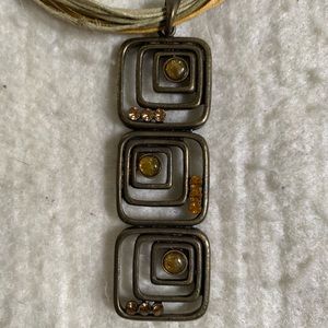 Necklace light green and gold